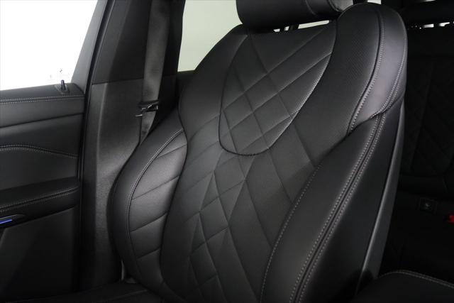 Photo of 2024 Gray Metallic BMW X5