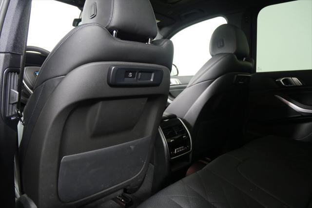 Photo of 2023 Jet Black BMW X5