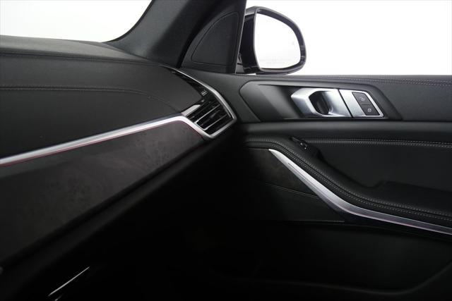 Photo of 2023 Jet Black BMW X5
