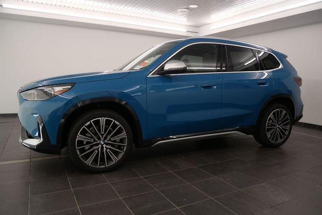 Photo of 2024 Blue BMW X1