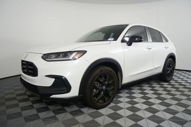 Photo of 2023 Platinum White Pearl Honda HR-V