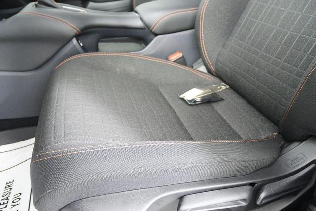 Photo of 2023 Platinum White Pearl Honda HR-V