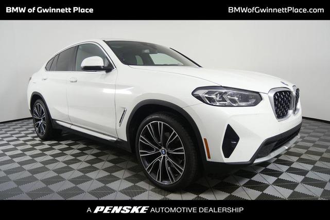 Photo of 2024 Alpine White BMW X4