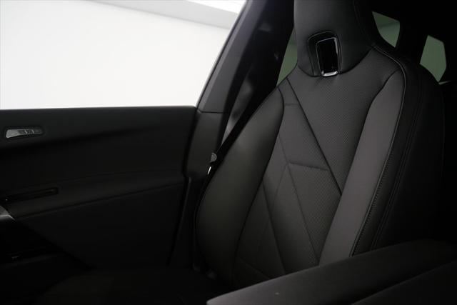 Photo of 2025 Black Sapphire Metallic BMW iX