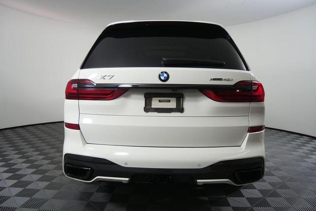 Photo of 2020 Alpine White BMW X7
