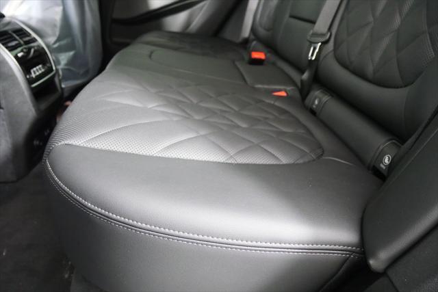 Photo of 2026 Black Sapphire Metallic BMW X5 PHEV