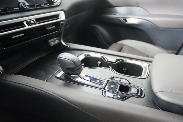 Photo of 2024 Eminent White Pearl Lexus RX 350