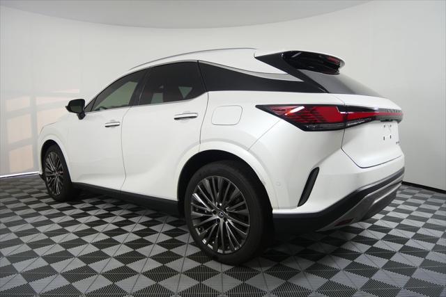 Photo of 2024 Eminent White Pearl Lexus RX 350