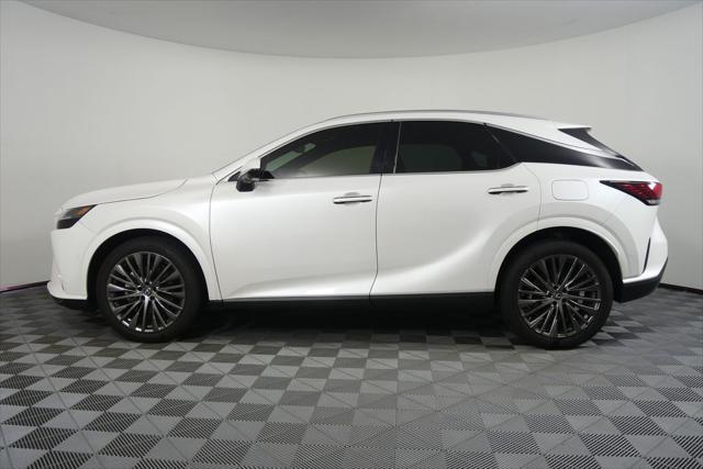 Photo of 2024 Eminent White Pearl Lexus RX 350