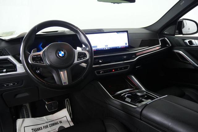 Photo of 2024 Carbon Black Metallic BMW X6