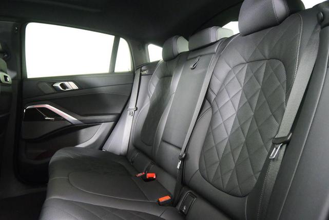 Photo of 2024 Carbon Black Metallic BMW X6