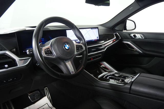 Photo of 2024 Carbon Black Metallic BMW X6
