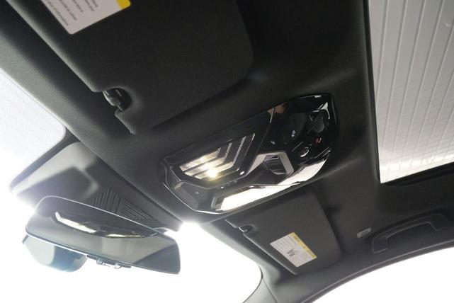 Photo of 2024 Black Sapphire Metallic BMW 760
