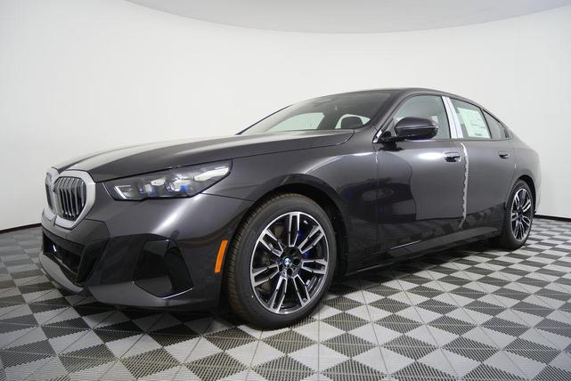 Photo of 2026 Dark Graphite Metallic BMW 530
