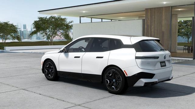 Photo of 2025 Mineral White Metallic BMW iX