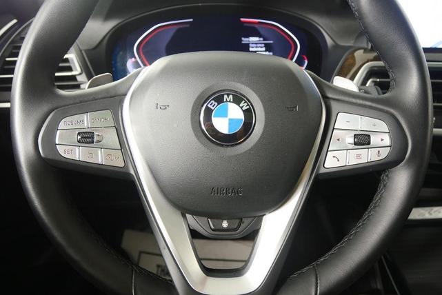 Photo of 2024 Mineral White Metallic BMW X4
