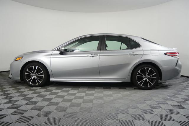Photo of 2018 Celestial Silver Metallic Toyota Camry