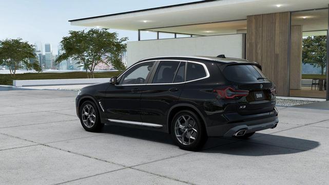 Photo of 2024 Black Sapphire Metallic BMW X3