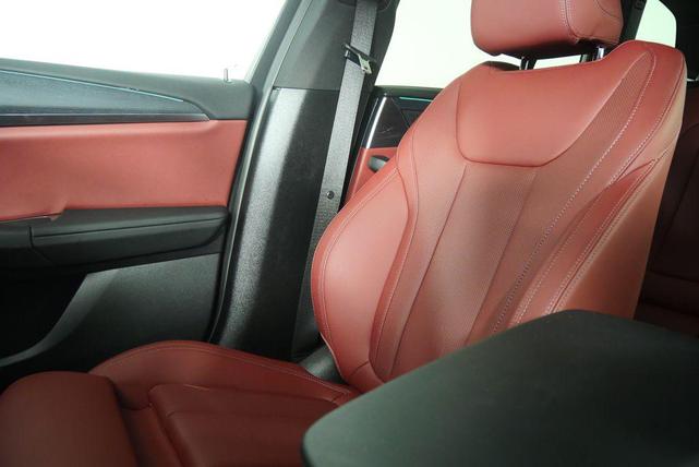 Photo of 2024 Black Sapphire Metallic BMW X3