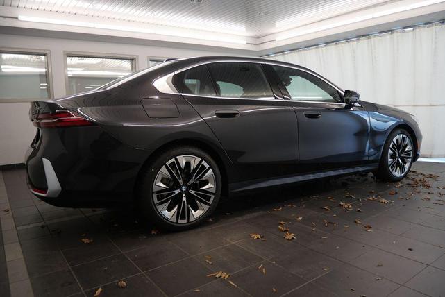 Photo of 2025 Dark Graphite BMW 530