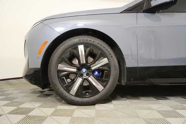 Photo of 2024 Storm Bay Metallic BMW iX