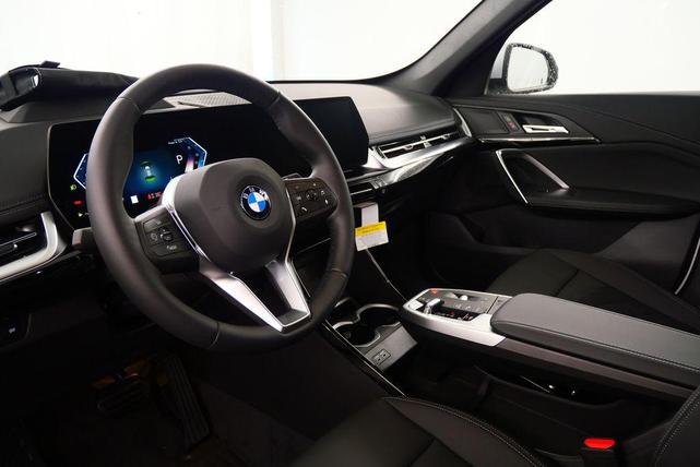 Photo of 2025 Blue BMW X1