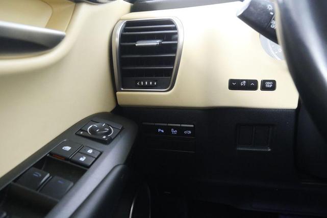 Photo of 2015 Obsidian Lexus NX 200t