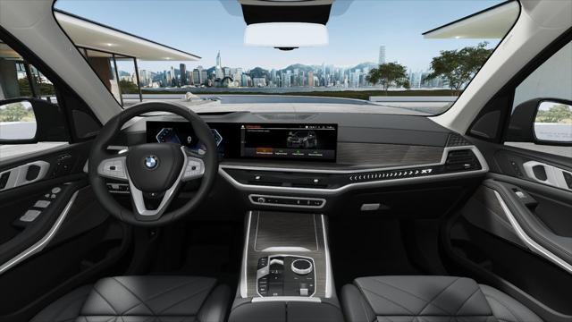 Photo of 2025 Skyscraper Grey Metallic BMW X7