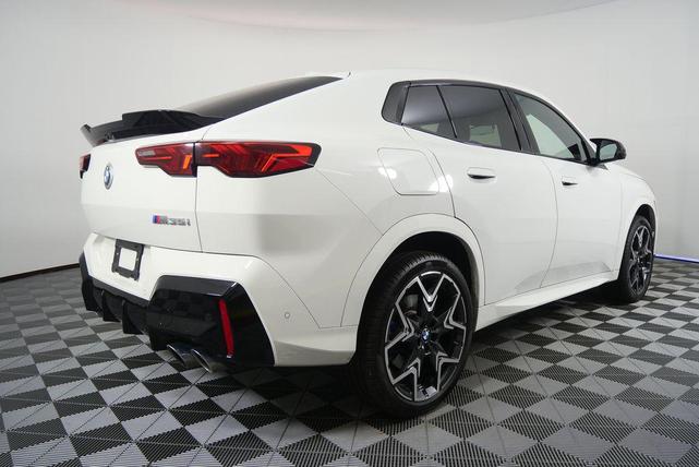 Photo of 2025 Alpine White BMW X2