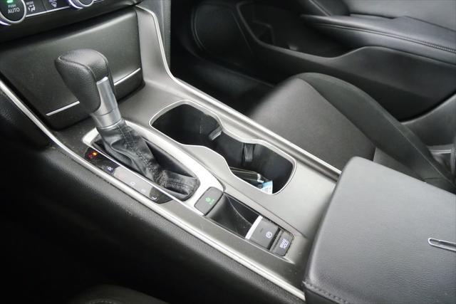 Photo of 2018 Silver Metallic Honda Accord