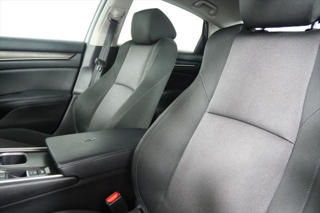 Photo of 2018 Silver Metallic Honda Accord