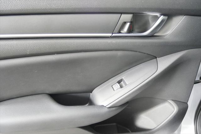 Photo of 2018 Silver Metallic Honda Accord