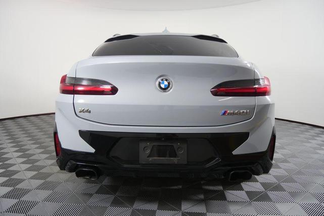 Photo of 2022 Gray Metallic BMW X4