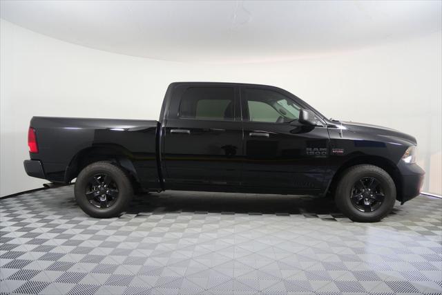 Photo of 2022 Diamond Black Crystal Pearlcoat RAM 1500