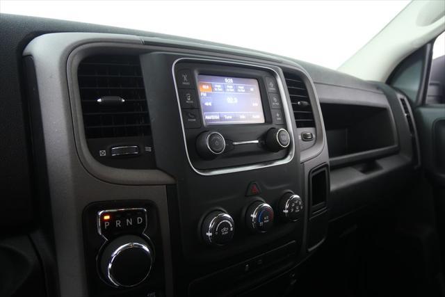 Photo of 2022 Diamond Black Crystal Pearlcoat RAM 1500