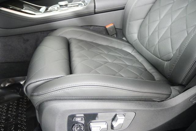 Photo of 2026 Alpine White BMW X5