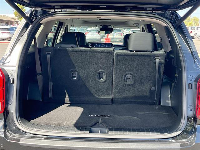 Photo of 2024 Abyss Black Pearl Hyundai PALISADE