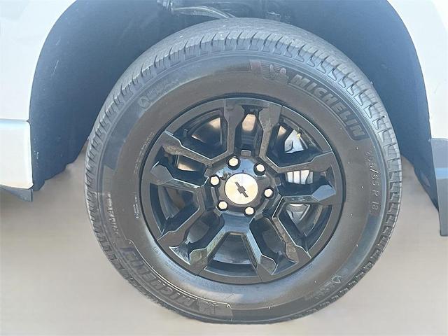 Photo of 2024 Summit White Chevrolet Silverado 1500