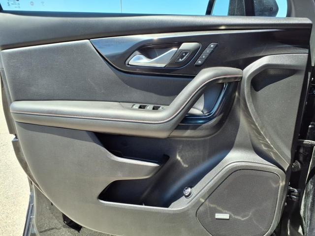 Photo of 2024 Black Chevrolet Blazer