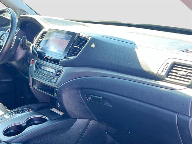 Photo of 2023 Crystal Black Pearl Honda Ridgeline