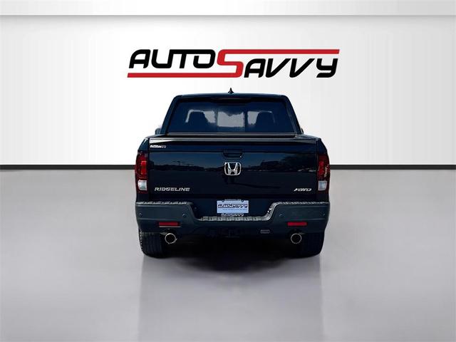 Photo of 2023 Crystal Black Pearl Honda Ridgeline
