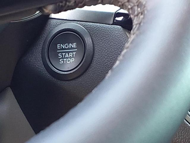Photo of 2023 Iconic Silver Metallic Ford Escape