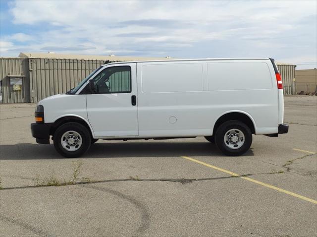 Photo of 2024 Summit White Chevrolet Express 2500