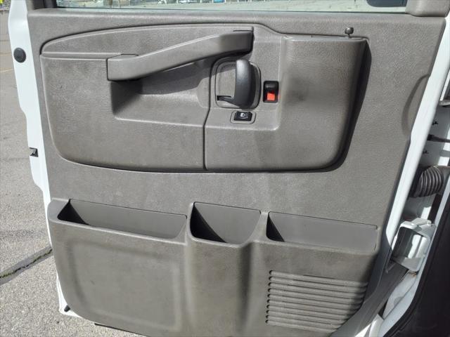 Photo of 2024 Summit White Chevrolet Express 2500