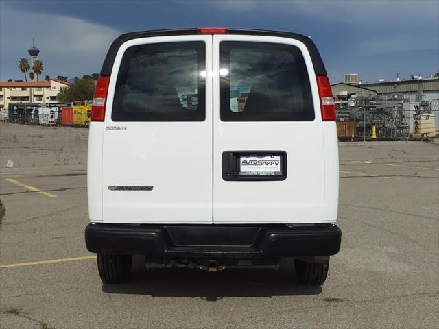 Photo of 2024 Summit White Chevrolet Express 2500