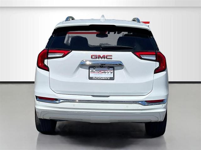 Photo of 2024 Summit White GMC Terrain