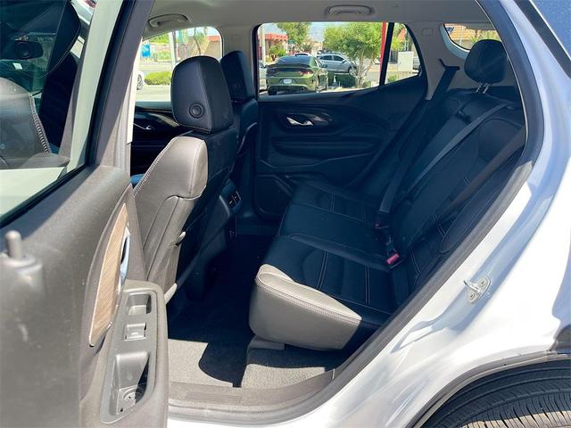 Photo of 2024 Summit White GMC Terrain