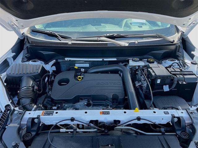Photo of 2024 Summit White GMC Terrain