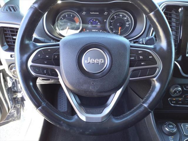 Photo of 2020 Slate Blue Pearlcoat Jeep Cherokee
