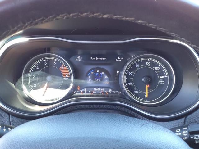 Photo of 2020 Slate Blue Pearlcoat Jeep Cherokee